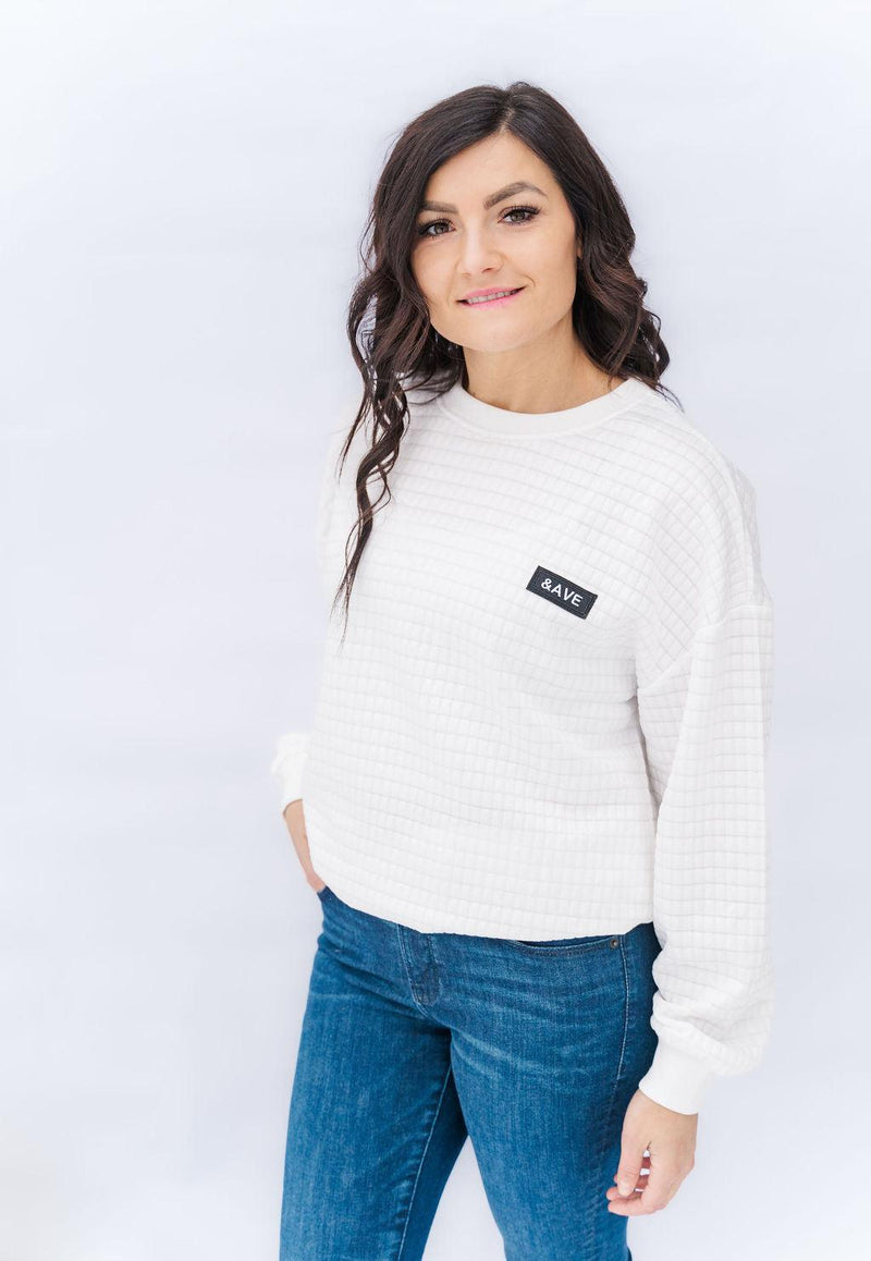 Ampersand Avenue White &AVE Quilted Pullover Sweatshirt - Mauve Street